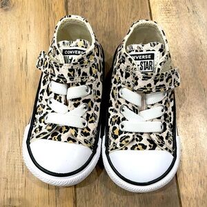 Toddler girls Converse